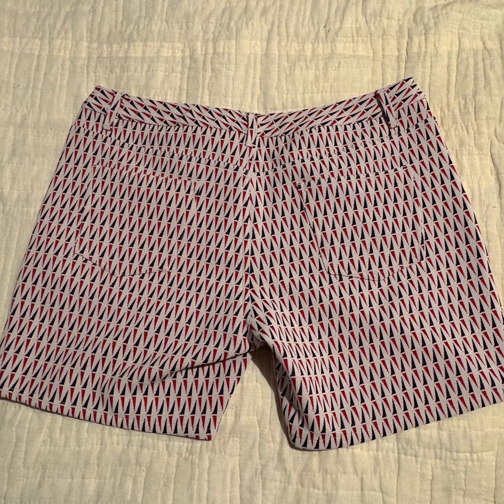Men's Flat Front Patterned Shorts - White with Red & Navy Accents - Picture 2 of 4